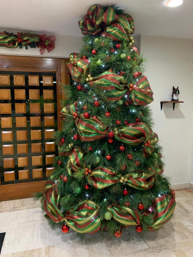 Hotel Oliver Inn Toluca Buitenkant foto