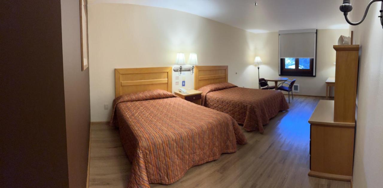 Hotel Oliver Inn Toluca Buitenkant foto