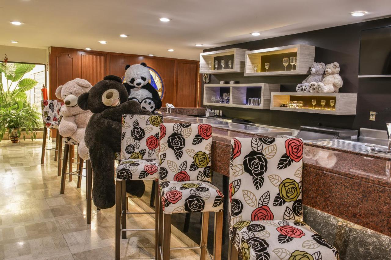 Hotel Oliver Inn Toluca Buitenkant foto