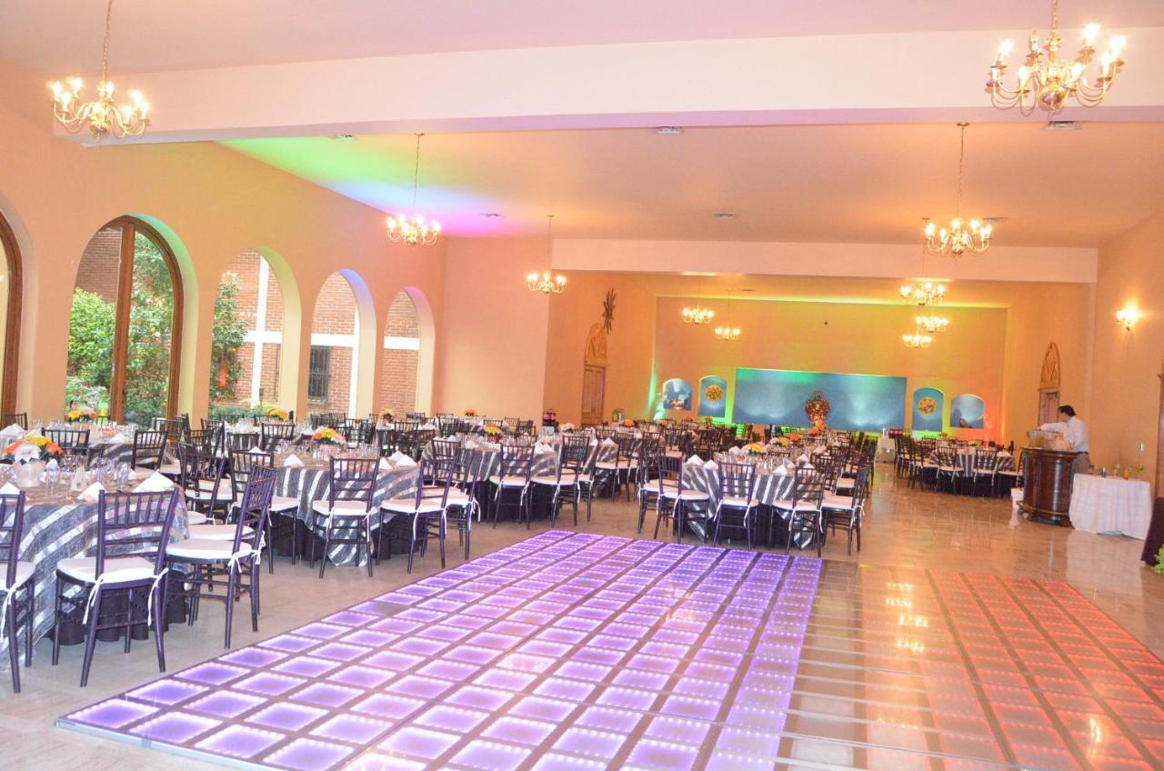 Hotel Oliver Inn Toluca Buitenkant foto